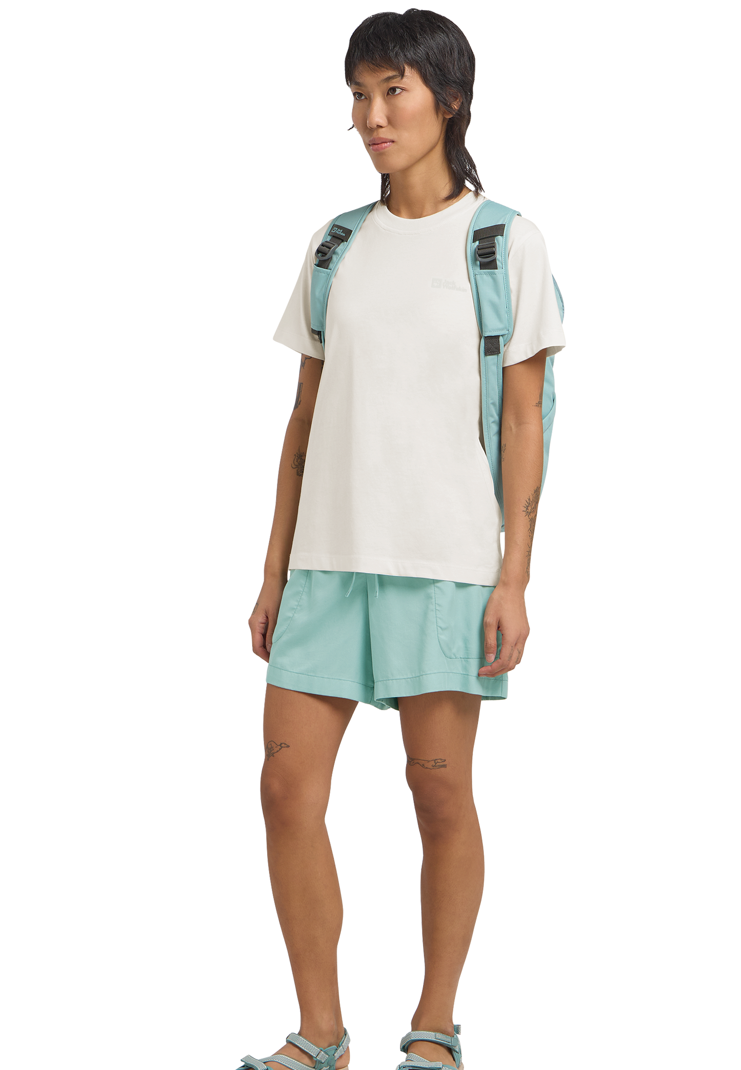 ESSENTIAL T W