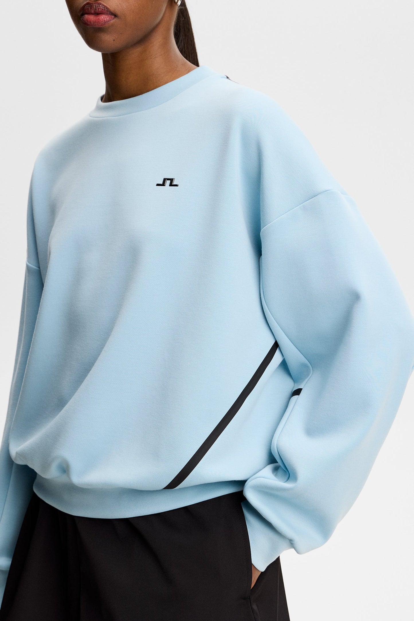 Aura Crew Neck / Forget-Me-Not