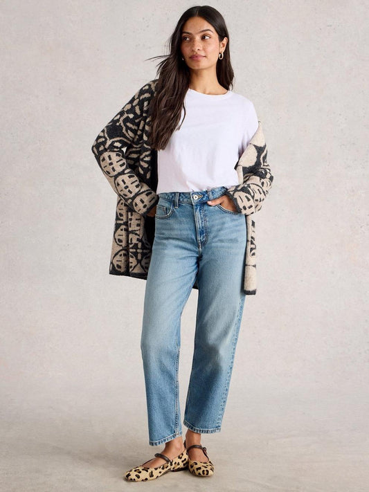 Clara Ls Tee