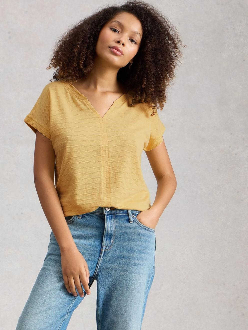 Nelly Notch Texture Tee