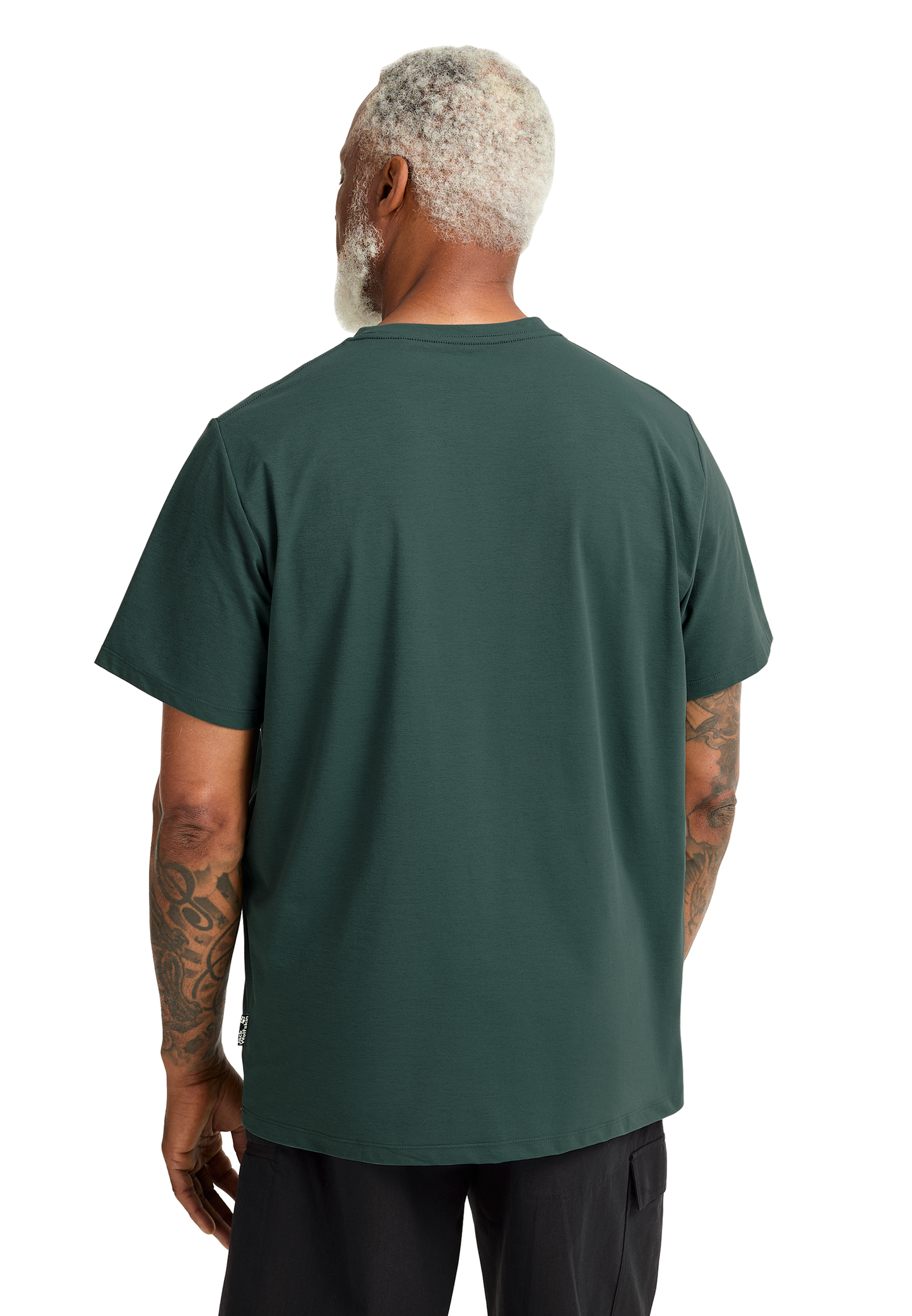 TRAVEL T M