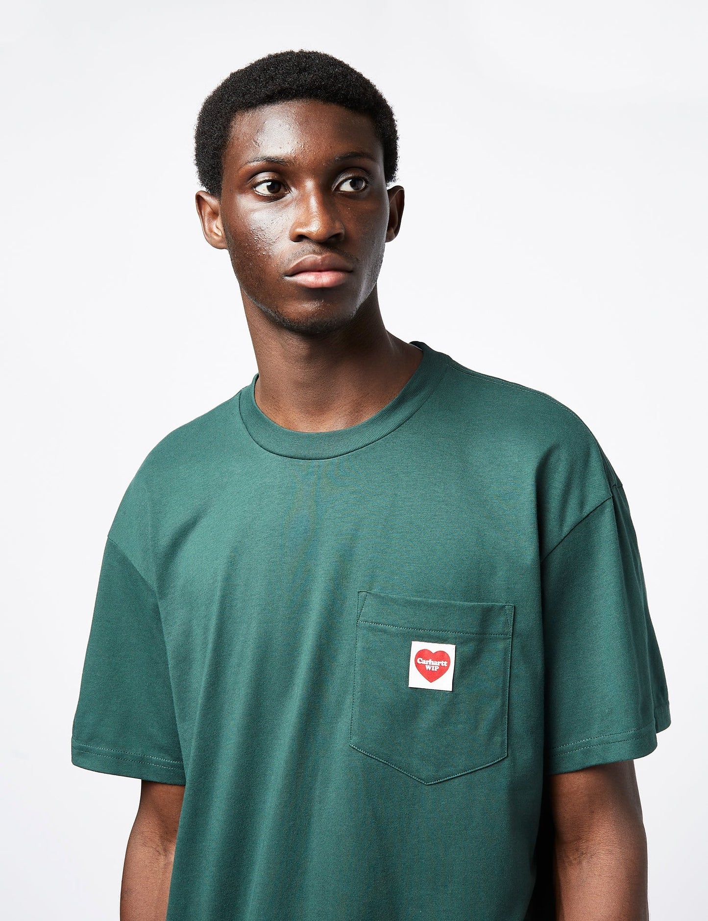 T-Shirt Tasche Herz (locker geschnitten) - Entdeckungsgrün