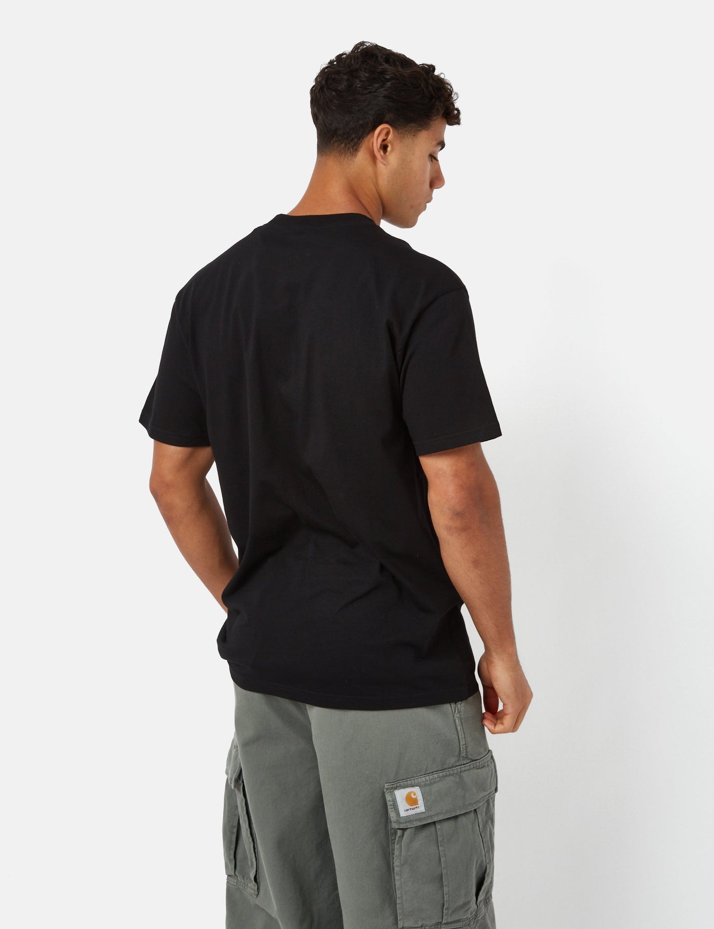 T-Shirt mit Herztasche (locker sitzend) – Schwarz