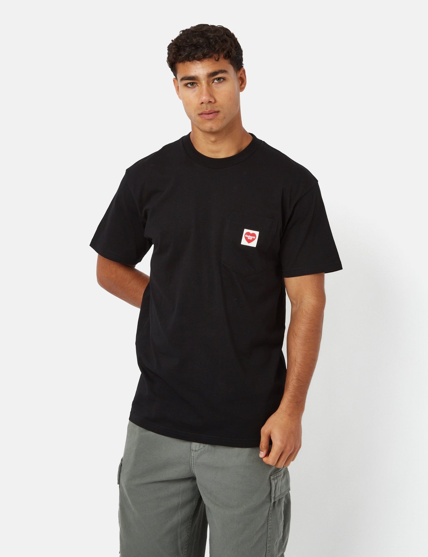 T-Shirt mit Herztasche (locker sitzend) – Schwarz
