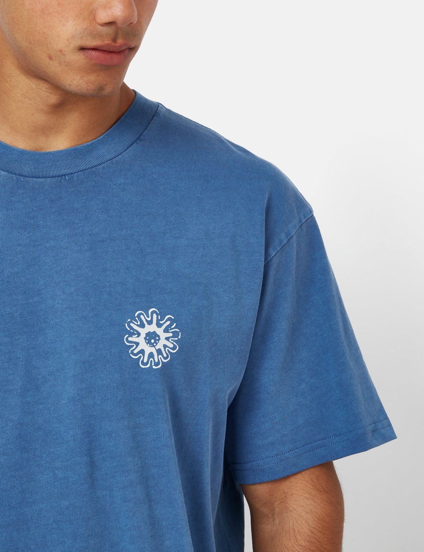 Splash T-Shirt (leger geschnitten) - Stückgefärbtes Liberty Blau