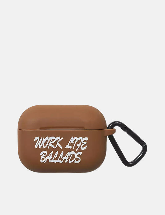 Work Varsity AirPods Hülle - Deep Hamilton Brown/Wax