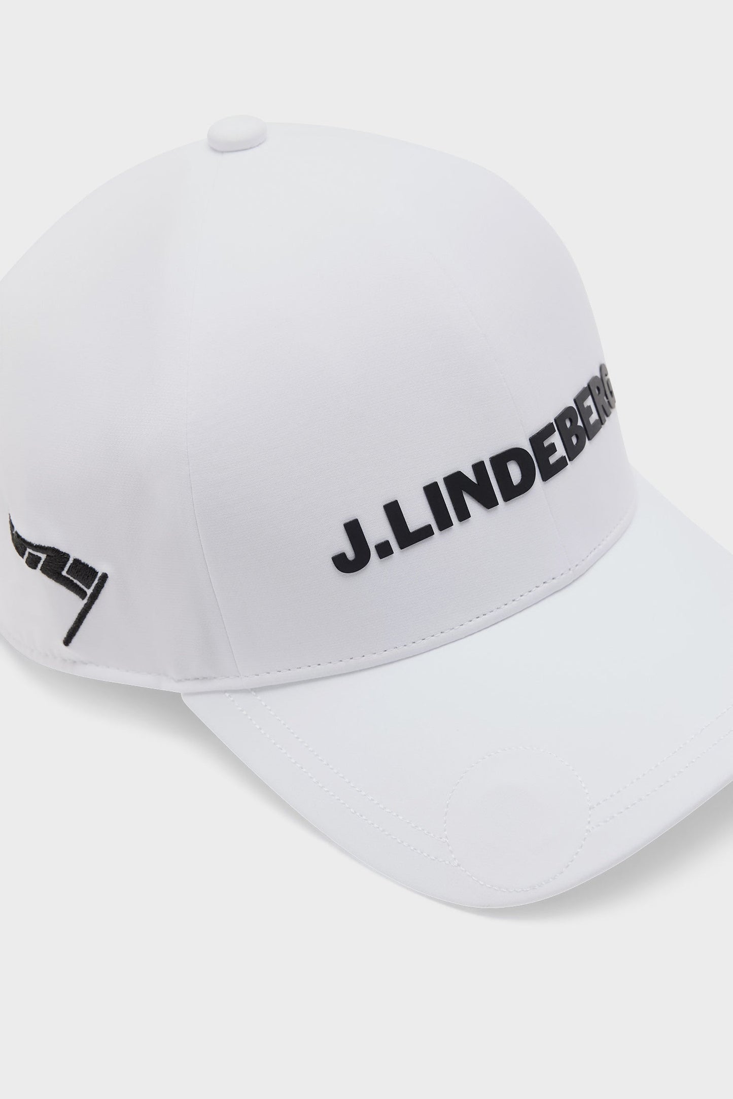 Champ Cap / White